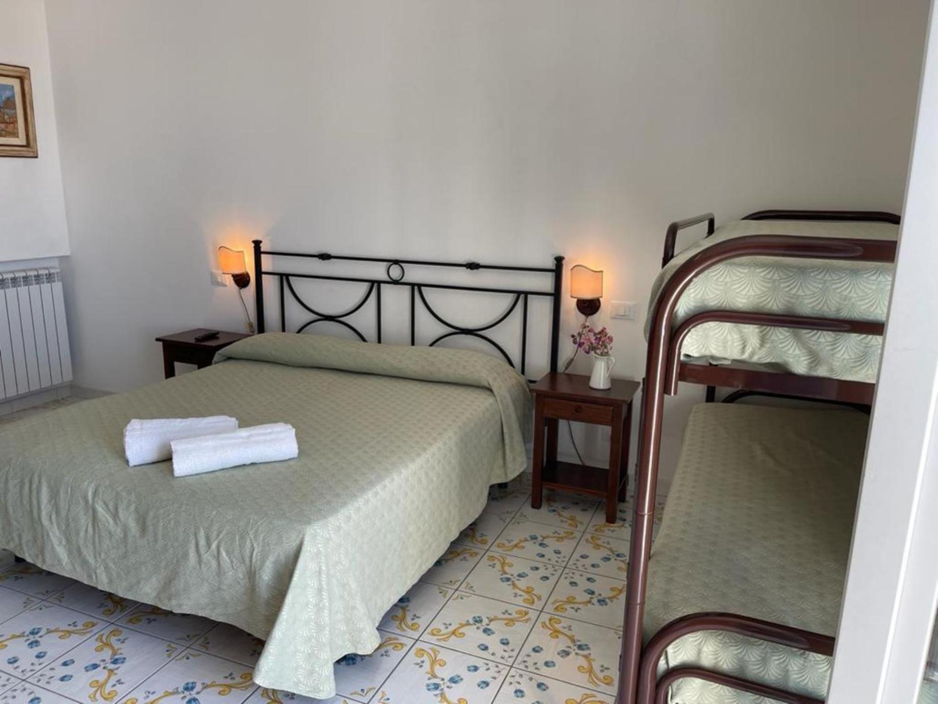 Hotel Residence - Parco Mare Monte Casamicciola Terme Habitación foto
