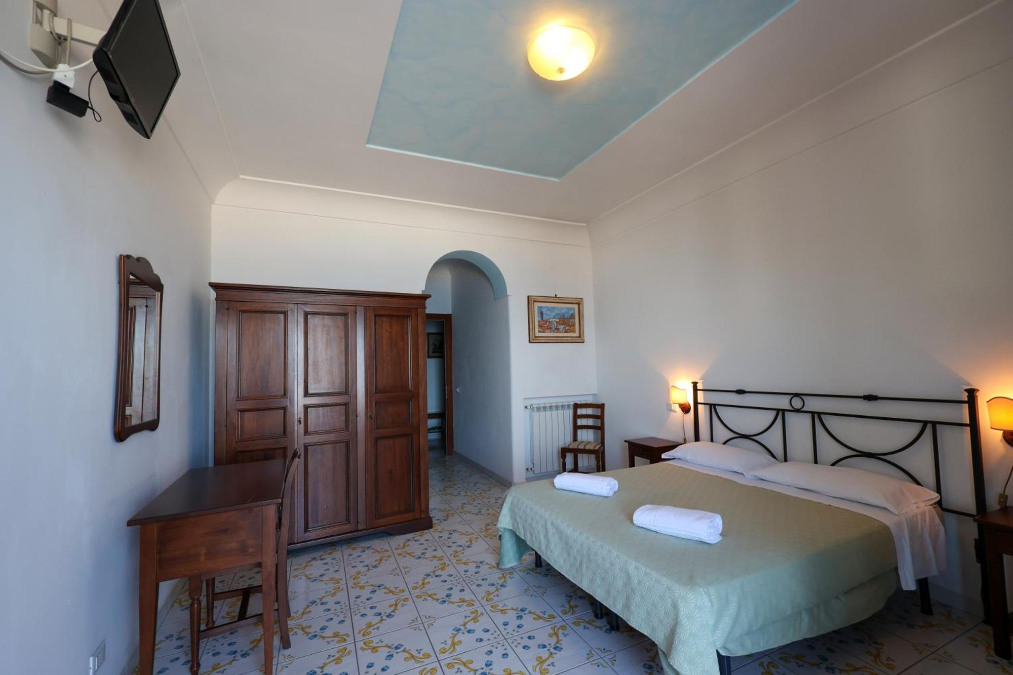 Hotel Residence - Parco Mare Monte Casamicciola Terme Habitación foto