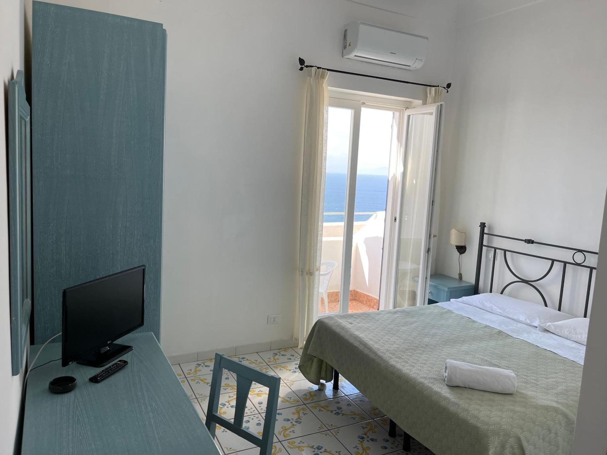 Hotel Residence - Parco Mare Monte Casamicciola Terme Habitación foto